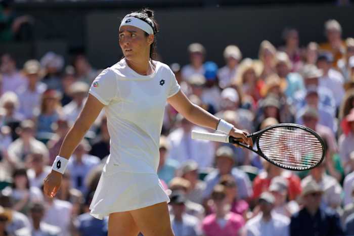 Ons Jabeur shows frustration on Centre Court